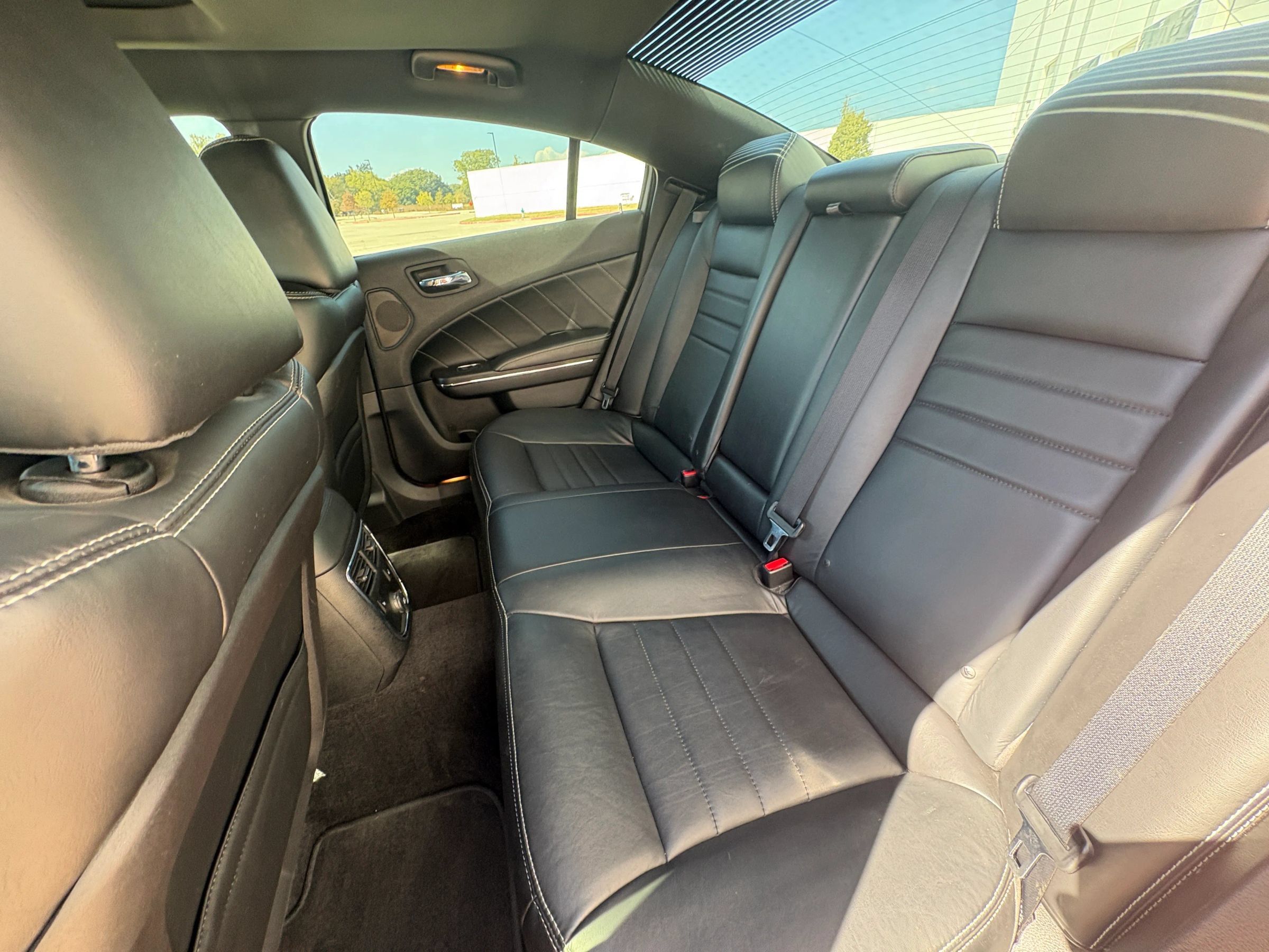 Used 2014 Dodge Charger R/T RWD image 40