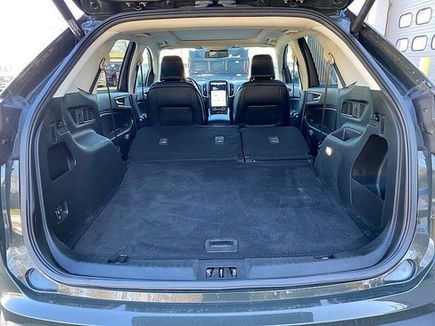 Used 2022 Ford Edge SEL w/ Convenience Package image 41