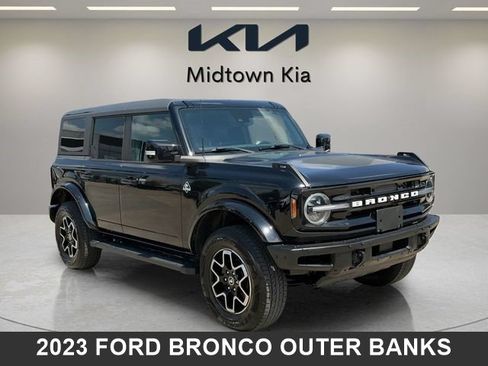 Used 2023 Ford Bronco Outer Banks AWD/4WD image 1