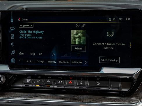 Used 2025 Chevrolet Silverado 3500 LTZ w/ LTZ Plus Package image 25