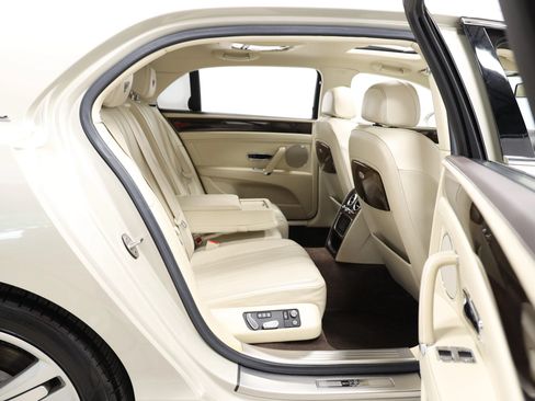 Used 2014 Bentley Flying Spur W12 AWD/4WD image 68