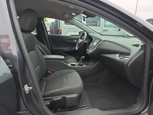 Used 2017 Chevrolet Malibu LS w/ LPO, Convenience Package 2 image 26