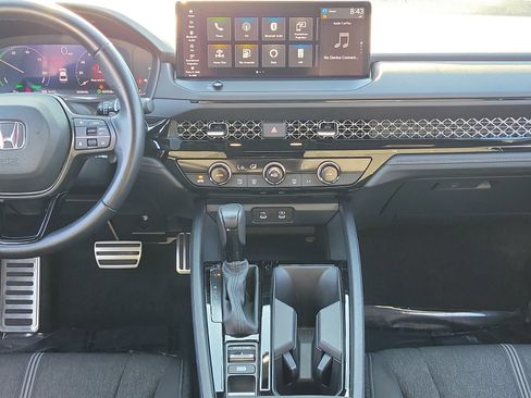 Used 2024 Honda Accord Sport image 30