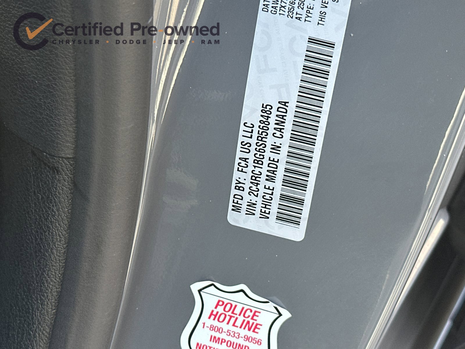 Certified 2025 Chrysler Pacifica Select FWD image 28