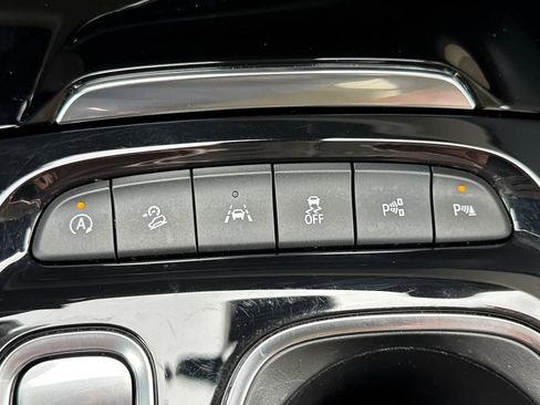 Certified 2023 Buick Envision Avenir AWD/4WD image 32