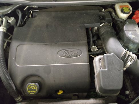 Used 2017 Ford Explorer XLT image 30