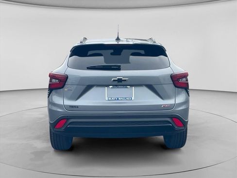 New 2026 Chevrolet Trax RS w/ Driver Confidence Package FWD image 6