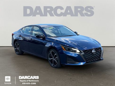 Used 2024 Nissan Altima 2.5 SR FWD image 1