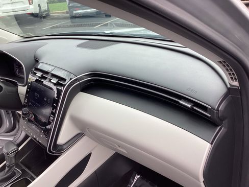 Used 2024 Hyundai Tucson SEL image 16