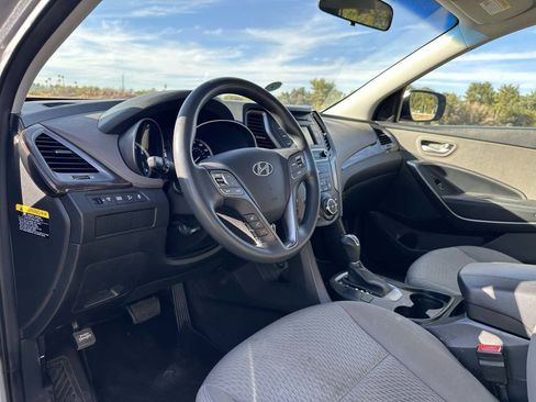 Used 2018 Hyundai Santa Fe Sport image 15