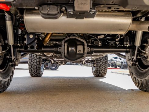 Used 2025 Jeep Wrangler Unlimited Rubicon image 15