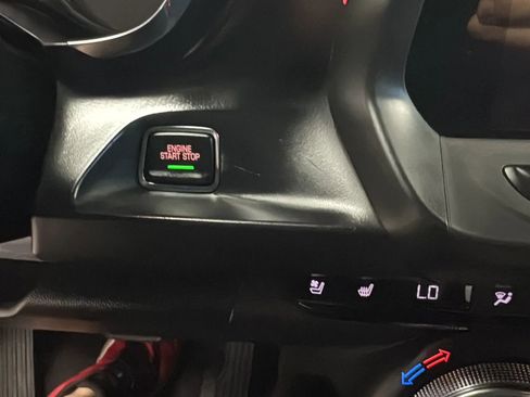 Used 2016 Chevrolet Camaro SS RWD image 19