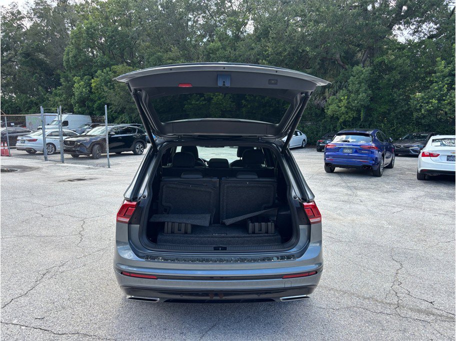 Used 2019 Volkswagen Tiguan SEL Premium R-Line FWD image 44