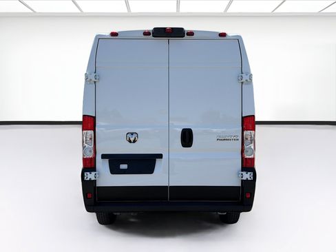 Used 2025 RAM ProMaster 2500 w/ Convenience Group FWD image 5