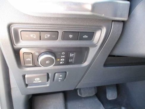 Used 2023 Ford F150 Raptor w/ Raptor Carbon Fiber Package image 15