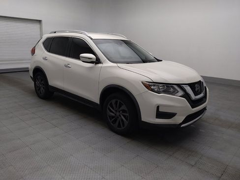 Used 2019 Nissan Rogue SV FWD image 11