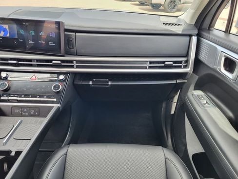 Used 2025 Hyundai Santa Fe SEL AWD/4WD image 26