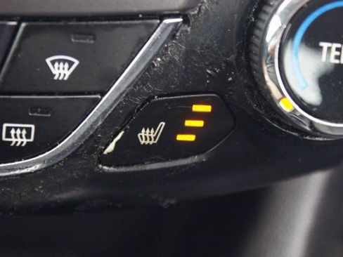 Used 2017 Chevrolet Cruze LT w/ Convenience Package image 7