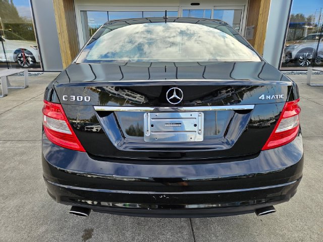 Used 2011 Mercedes-Benz C 300 4MATIC Sedan image 6