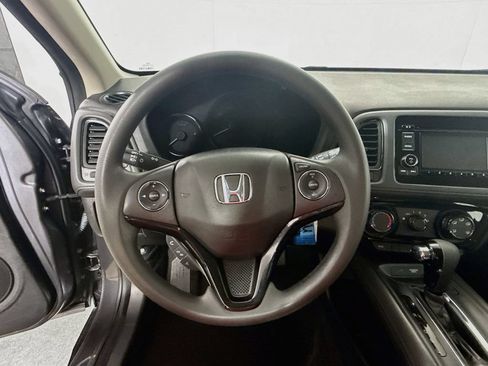 Used 2021 Honda HR-V LX image 11