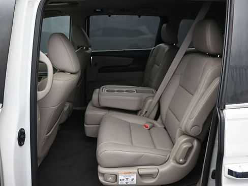 Used 2014 Honda Odyssey EX-L image 9