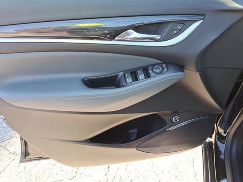 Used 2023 Buick Enclave Essence w/ Experience Buick Package image 15