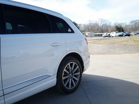 Used 2017 Audi Q7 3.0T Premium Plus image 16