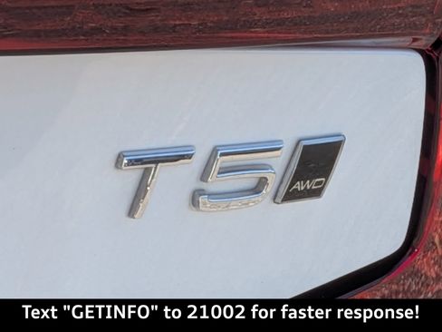 Used 2021 Volvo S60 T5 Momentum image 17