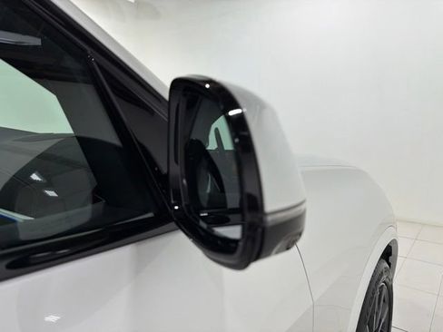 Used 2022 BMW X5 xDrive40i w/ M Sport Package AWD/4WD image 26