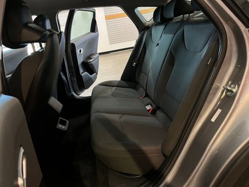 Used 2025 Kia K4 LXS image 24