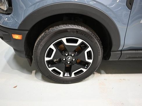 Used 2024 Ford Bronco Sport Outer Banks w/ Tech Package image 35