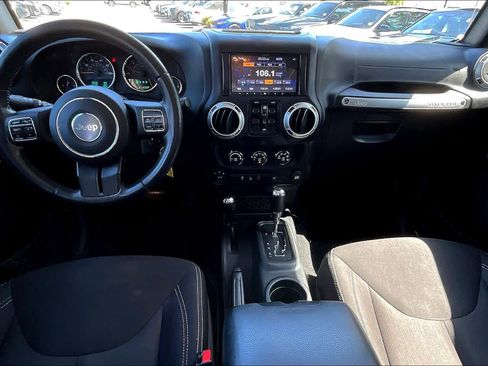 Used 2015 Jeep Wrangler Unlimited Sahara w/ Dual Top Group image 16