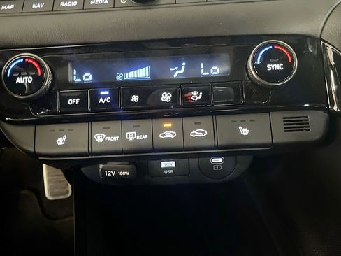 Used 2025 Hyundai Elantra N FWD image 21
