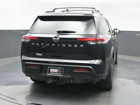 New 2026 Nissan Pathfinder SV w/ SV Premium Package FWD image 5