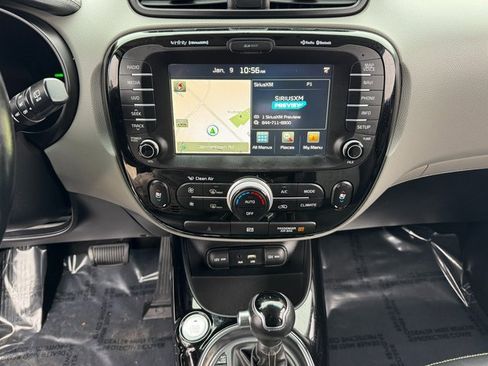 Used 2016 Kia Soul + w/ Primo Package image 25
