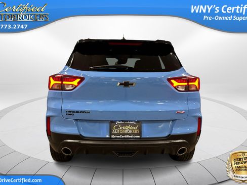 Used 2023 Chevrolet TrailBlazer RS w/ Sun and Liftgate Package image 7