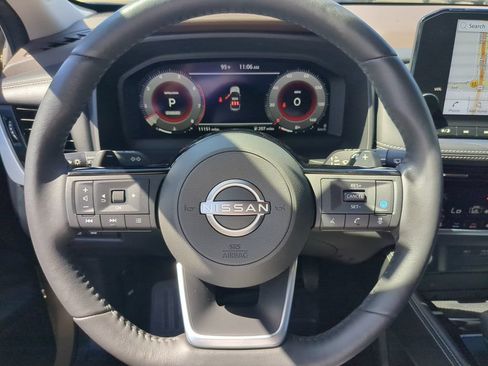 Used 2023 Nissan Rogue Platinum w/ Platinum Premium Package FWD image 31