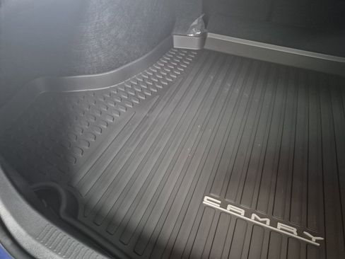 New 2026 Toyota Camry Hybrid image 15