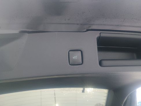 Used 2022 Ford Escape SEL w/ Technology Package image 14