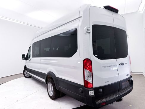 Used 2019 Ford Transit 350 XLT RWD image 2