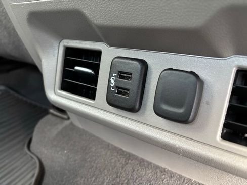 Used 2021 Chevrolet Silverado 1500 LT w/ Bed Protection Package image 18