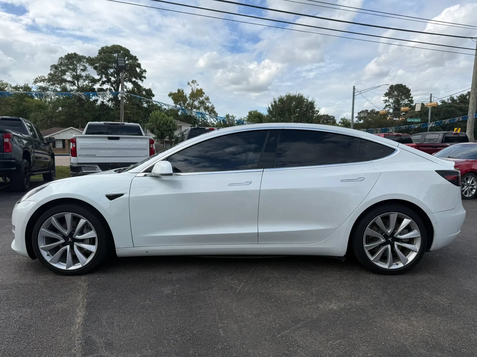Used 2020 Tesla Model 3 Standard Range RWD image 9