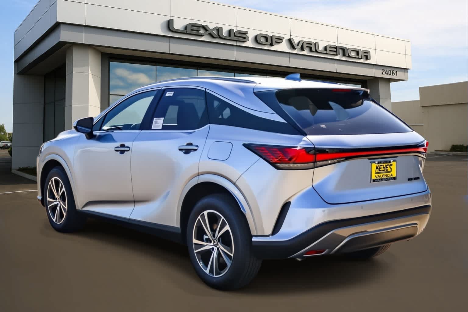 New 2026 Lexus RX 350 Premium w/ Accessory Package (Z1) FWD image 2