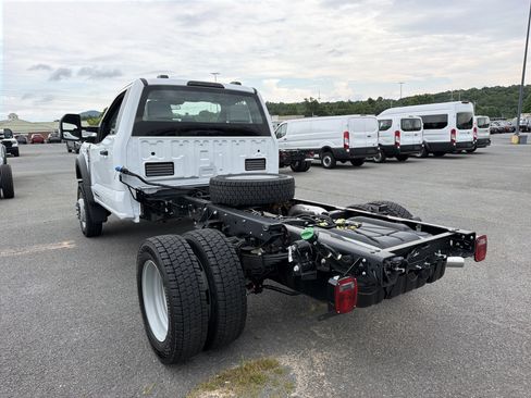 New 2026 Ford F550 4x4 Regular Cab Super Duty image 6