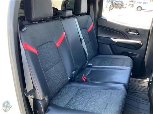 Used 2024 Chevrolet Colorado Z71 w/ Z71 Convenience Package 2 AWD/4WD image 26
