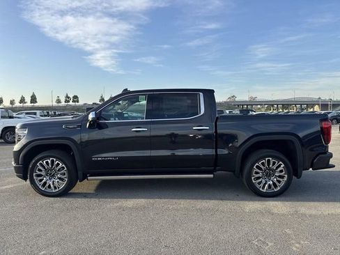 New 2026 GMC Sierra 1500 Denali Ultimate image 5