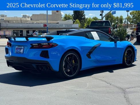 Used 2025 Chevrolet Corvette Stingray Preferred Conv w/ Z51 Performance Package RWD image 7