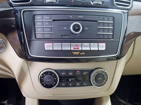 Used 2017 Mercedes-Benz GLS 450 4MATIC w/ Premium Package image 31