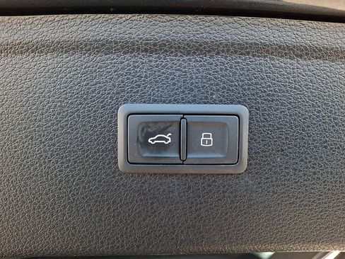 Used 2022 Audi Q5 2.0T Premium Plus w/ Premium Plus Package image 29