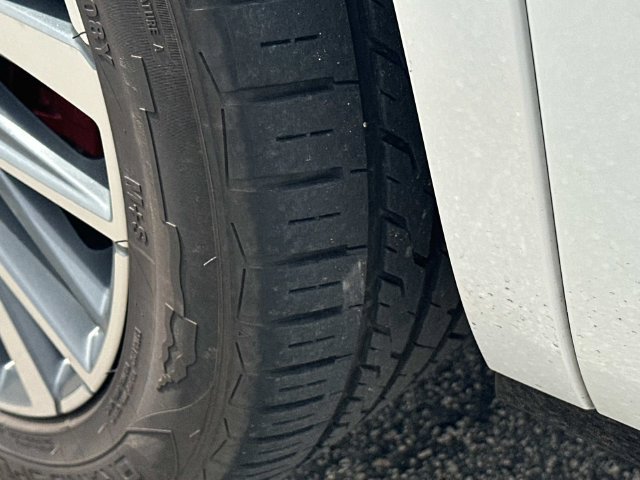 Certified 2024 Cadillac XT6 Sport AWD/4WD image 11